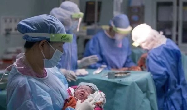 产房|为什么生娃时产房冷飕飕医生不会主动说,但准妈妈们要心里有数