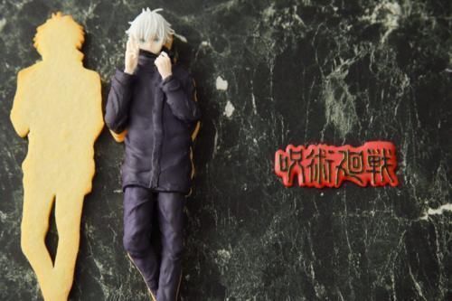 网友制作五条悟糖霜饼干,比手办还要精致,粉丝表示舍不得舔