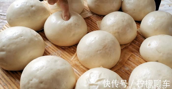 馒头|发面蒸馒头，馒头直接上蒸锅就错了，多加一步，蓬松宣软，贼好吃