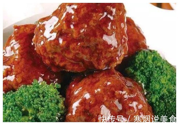 大厨教你制作“四喜丸子”,多加一步骤,丸子好吃不油腻,特下饭