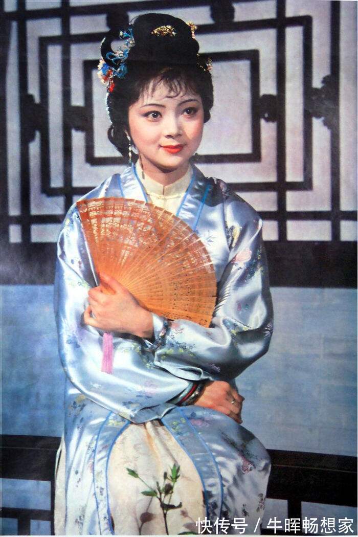 王熙凤$红楼梦贾宝玉出家,薛宝钗改嫁贾雨村之后,薛宝钗的结局如何