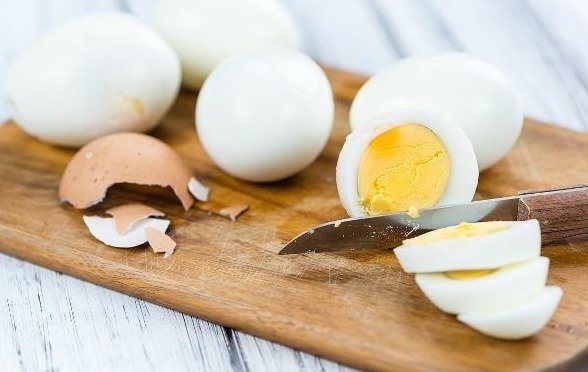 好处|每天早上吃一个鸡蛋,一个月后,身体可能会收获这3个“好处”