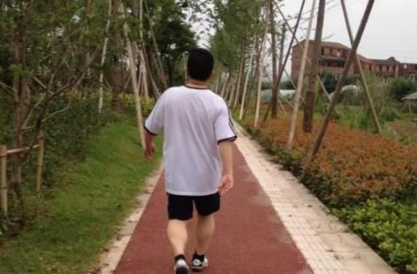 毛病|坚持走路运动，走掉一身毛病，如采用3种走路方式，效果会更好！