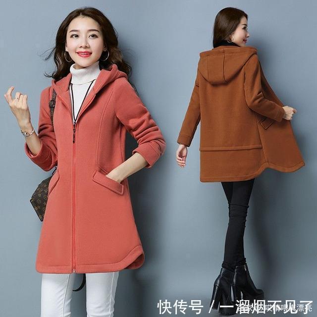 哇塞!这么漂亮的“松垮装”,看看下图女人穿扮,比皮草还洋气