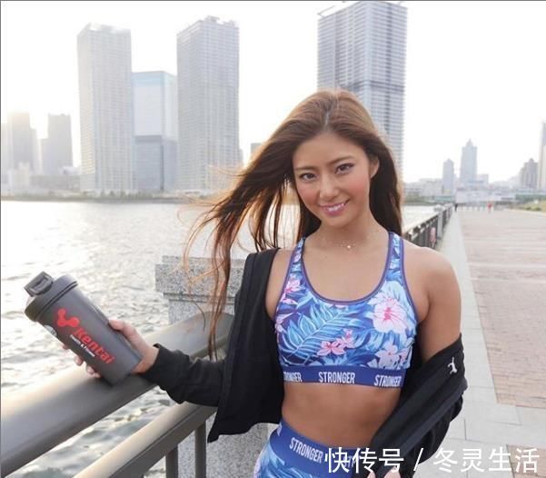 美女|日本美女私教热爱普拉提,上课之余不忘健身,好身材受学员追捧