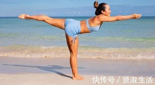 练习者|4个瑜伽体式，让你身材越来越好，每天练一练