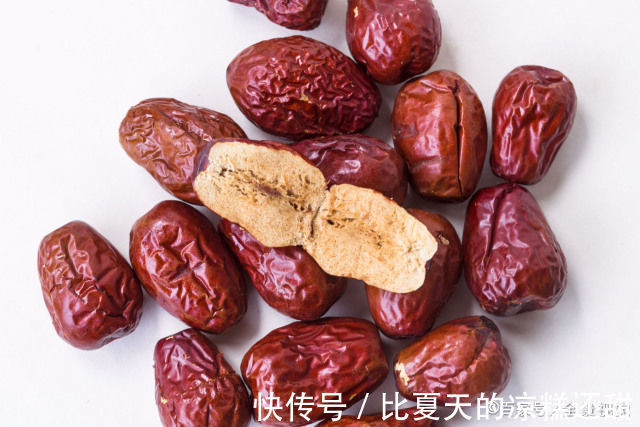 中老年人|脑供血不足开水里加一勺，连喝20天，清除血管垃圾，脑梗不沾边