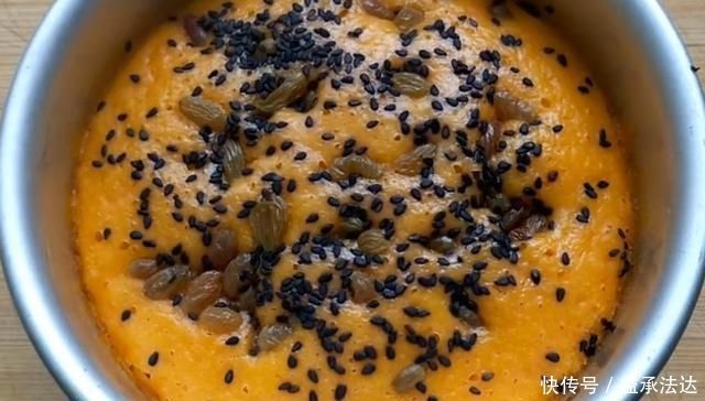 西红柿里加2个鸡蛋，不炒不做汤，简单几步，出锅给肉不换，好吃