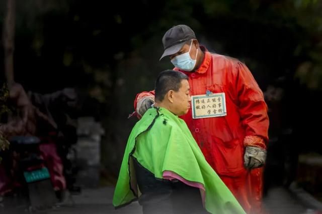 美发店@理发师诗词14首:互助互帮真善美，人间温暖沐春风