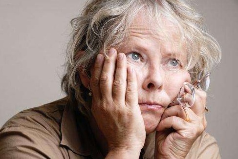 补充|更年期女性再没钱，也要多吃3种食物，补充雌激素，人也显年轻