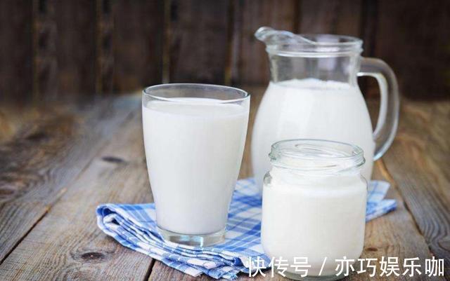 血脂過高|牛奶會加重高血脂？醫生：若想降脂，吃2物，喝3水，血管或變干凈