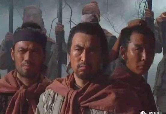 阮小二|水浒好汉:被奸臣冤枉而丢官的他,看似可惜,实则幸运