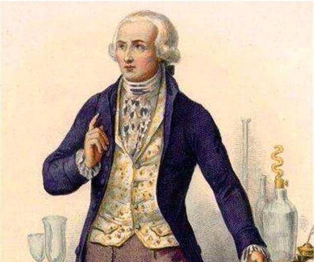 人性|1939年公开处决：现场嬉笑，处决后人群一哄而上，人性丑陋瞬间展现