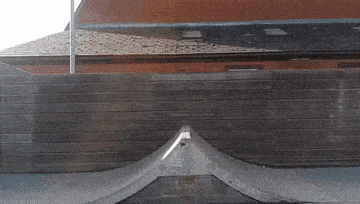 |搞笑GIF趣图能把脸画成这个样子，你是输了多少局啊！