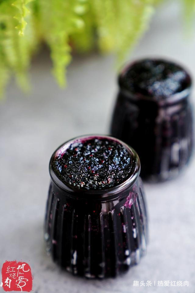  试试|桑葚好吃就是不耐存放，试试这么做更甜更好吃，放很久都不会坏