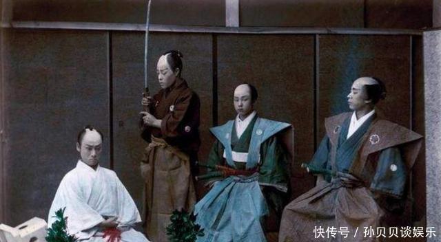 光荣|日本人切腹自尽一刀下去,疼得满地打滚丑态百出,早无尊严一说