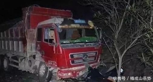 货车司机|大货车让速不让道，故意不刹车碾压违规小轿车？原因真的很现实