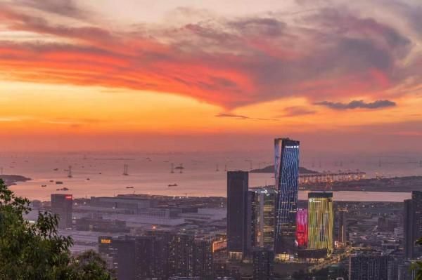 生态|世茂股份发布全场景生态办公体系，杭州世茂智慧之门全球租赁启幕