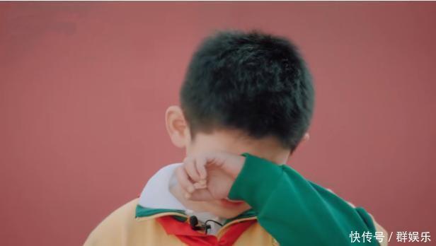 大宝|有二胎后看大宝就心烦，90后妈妈发文：我终究是被二胎打败了