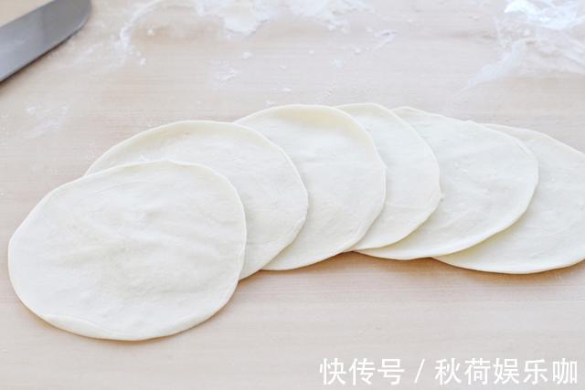 做法|教你既好看又好吃的包子做法，透白暄软口感鲜美，出锅就被抢光了