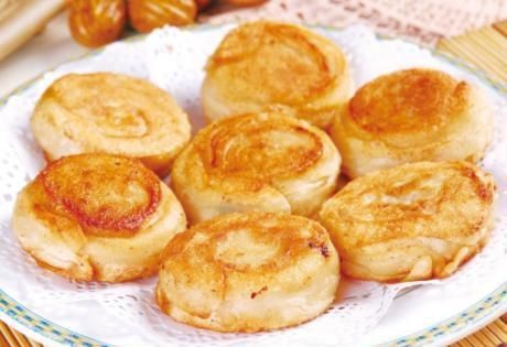 萝卜丝饼这做法最好吃，不发面也不烫面，薄皮馅多，咬一口还流汁