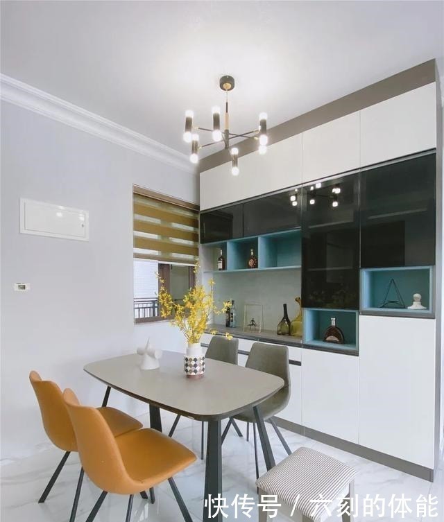 户型|进门不做隔断柜,无玄关照样美上天!进门不做隔断柜,无玄关照样美上天!