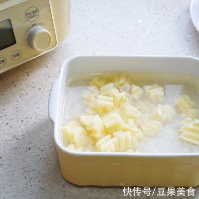 番茄土豆饭|糯米蒸排骨&番茄土豆饭「北鼎蒸炖锅食谱」