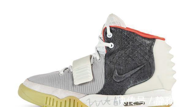 侃爷|80万美元天价狠鞋上架拍卖!侃爷亲签Air Yeezy 2都不算狠
