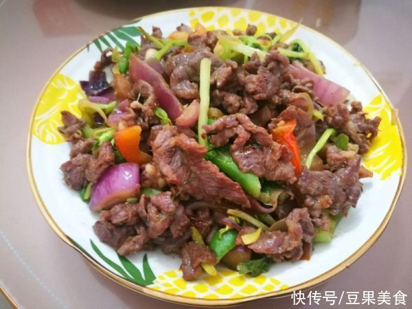 冬日里来一道牛肉炒洋葱，保你一天元气满满