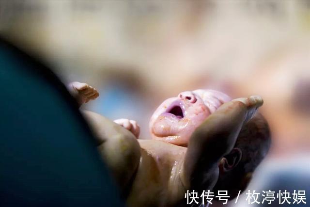 宝宝|还记得生娃时,你是先破水还是先见红对孩子来说,有这样的区别