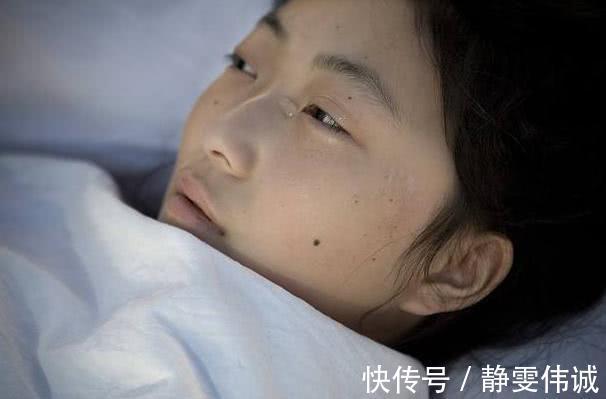 人工流产|22岁女孩确诊“乳腺癌”,医生说出病因,母亲痛哭都是男人害得