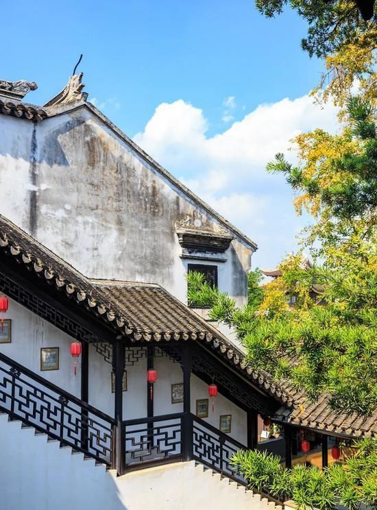 老年|初夏最适合一个人去的10个惬意的小镇