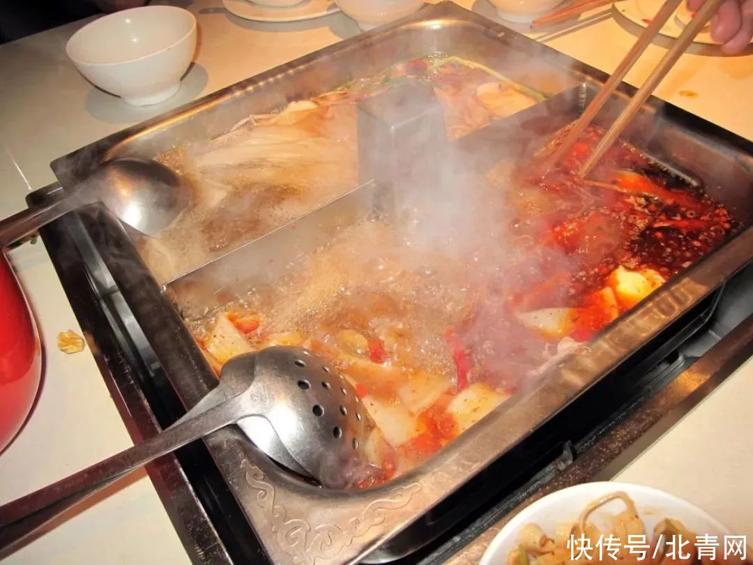 胃黏膜|“趁热吃”要多热？吃得太烫会有这些危害