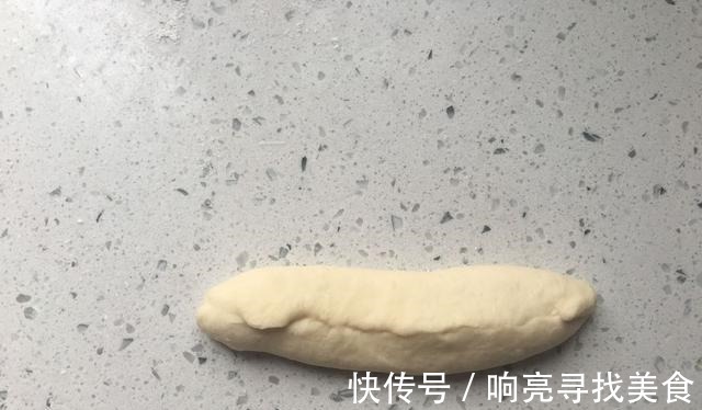面包|没想到大蒜还可以这样吃,焦脆咸香,蒜香扑鼻一出炉!