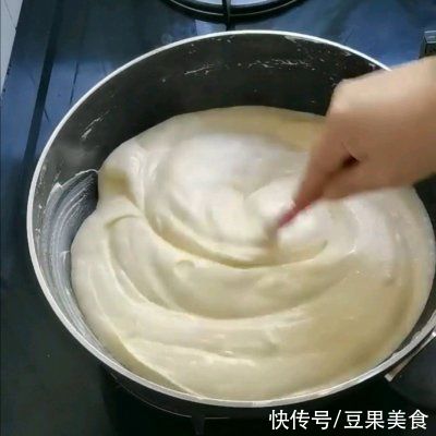 妈妈最拿手的烤牛奶和牛奶小方，被我偷学到了