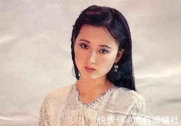 林黛玉#07年“林妹妹”陈晓旭葬礼:死前对父亲说了五个字,邓婕悲伤欲绝