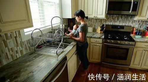 裤子|这种“新型把尿”正在摧毁孩子的排便系统，很多家长却还乐此不疲