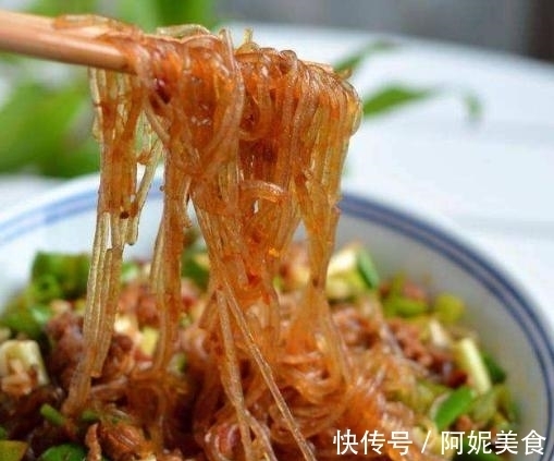 炒粉|粉条一炒就成团?老火夫说漏嘴:记住2点,粉条根根分明,不粘锅