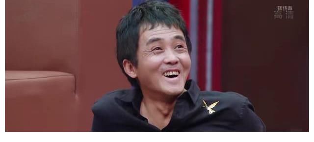 闪光的乐队：果真社交音综，1人越来越放开，1人越来越“放肆”