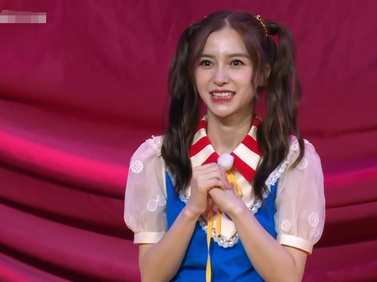 惩罚|游戏失败要接受惩罚,谁注意吴谨言baby的反应有无剧本太明显