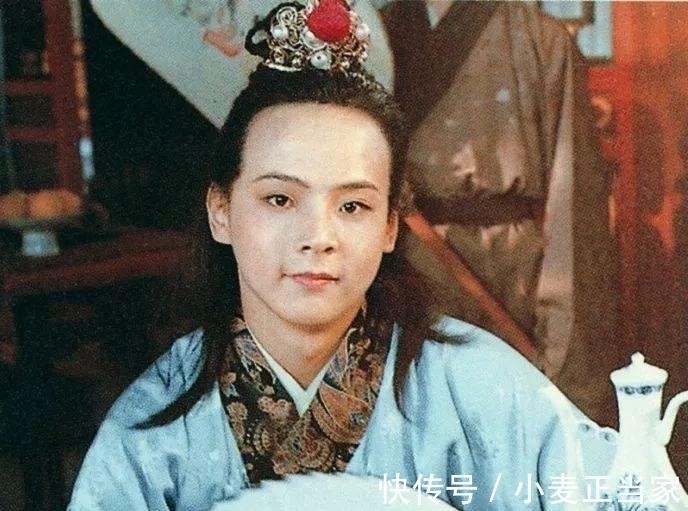 北静王!北静王和忠顺王抢夺戏子,为啥导致贾府被抄家?怎么理解黛钗合一