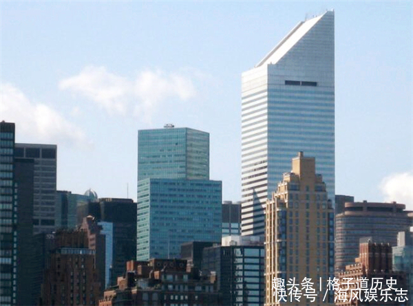 4根柱子支撑的59层大楼,耗资近58亿,没到一年差点遇灭顶之灾