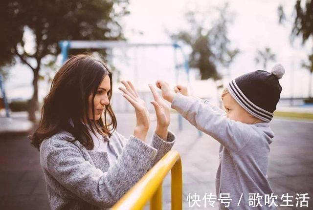 发育|智力是天生的,父母后天教育作用不大?错!孩子脑部发育有关键期