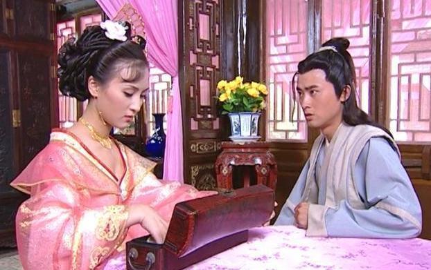 莘瑶琴@再读《卖油郎独占花魁》，发现花魁之所以嫁给卖油郎，与爱情无关