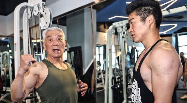 阳气不足|男性过了50岁,还能做到这3件事,恭喜了,身体还很硬朗