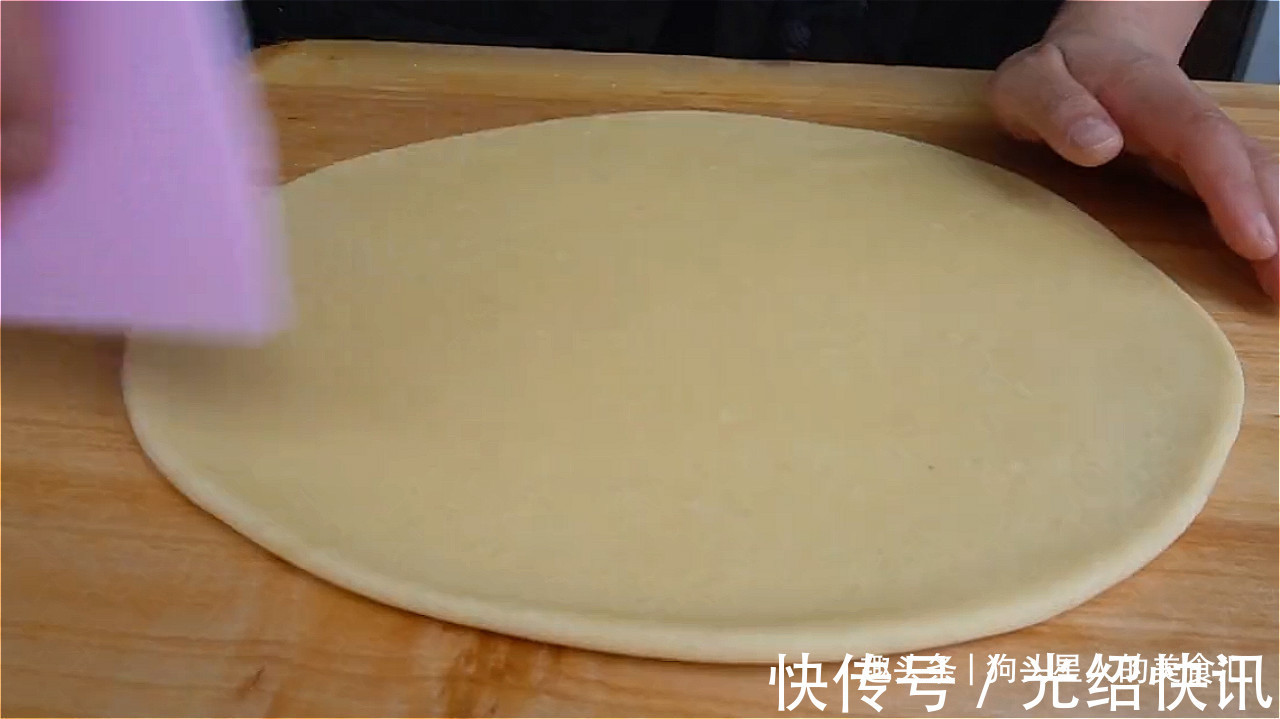 香酥|想吃芝麻酥条,教你最简单的做法,几块钱能做一大篮,香酥爽脆