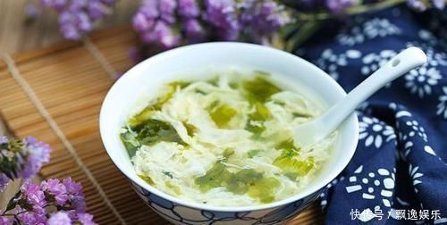 甲状腺有结节的人,4种常见蔬菜尽早忌口,甲状腺也许夸你聪明