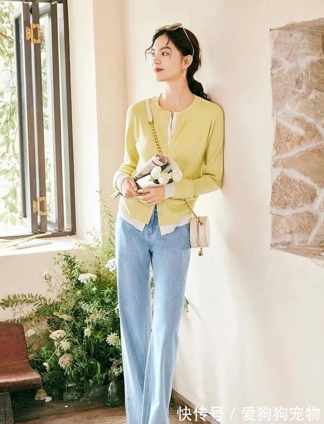 奶奶衫+烟管裤 悦穿搭“奶奶衫+烟管裤”,时髦显瘦还减龄!