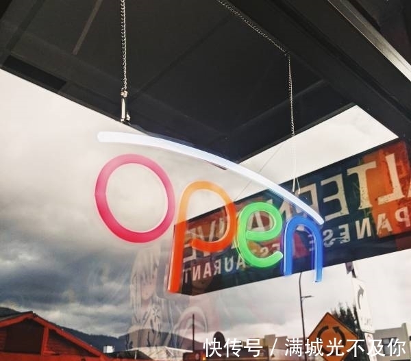 疫情|澳餐厅称“武汉病毒”惹众怒被打差评，店家竟称遭到“有组织攻击”
