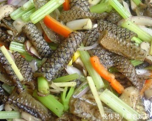 化妆品|女人别太节俭，多吃这4种“零嘴”，减少皱纹抗衰老，护肤效果胜似化妆品